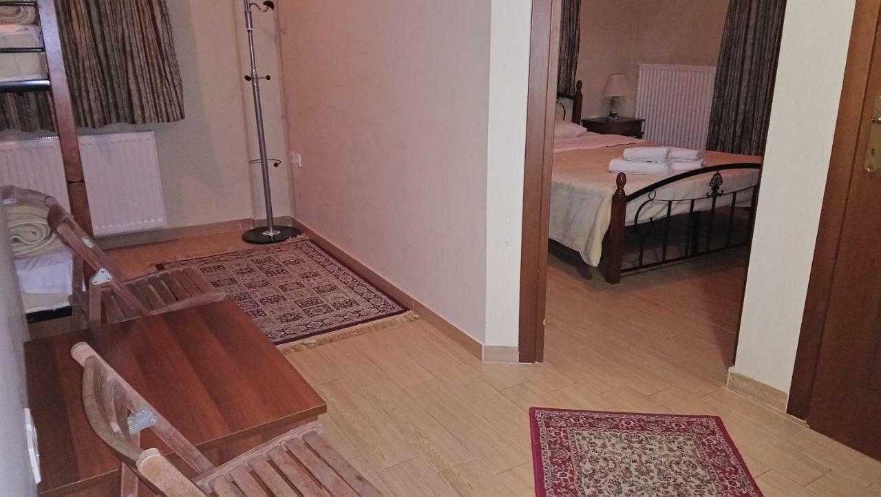 Alpina Suites Kastoria Esterno foto
